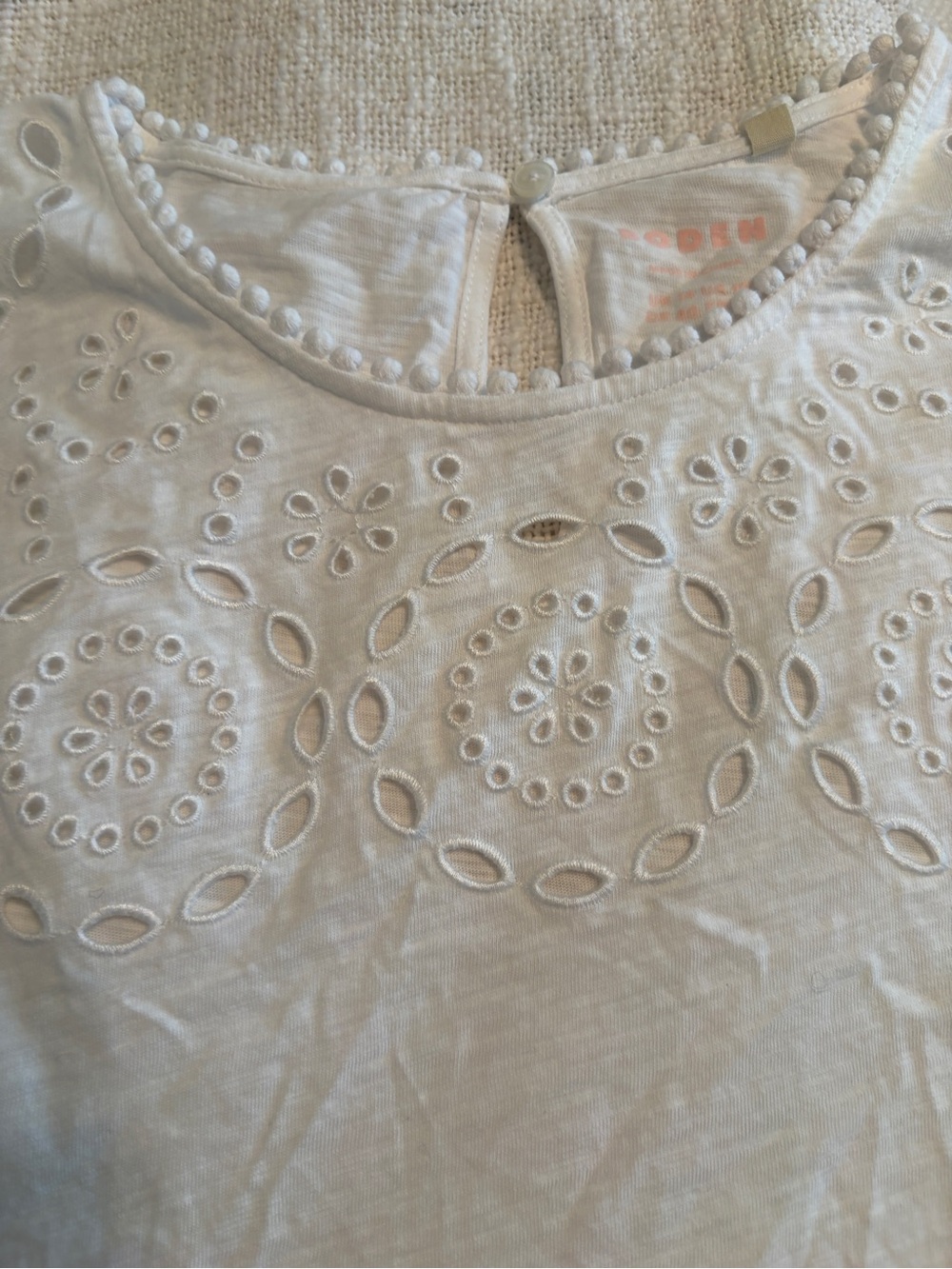 Boden Women’s White Eyelet Embroidered Short Sleeve Top US size 10